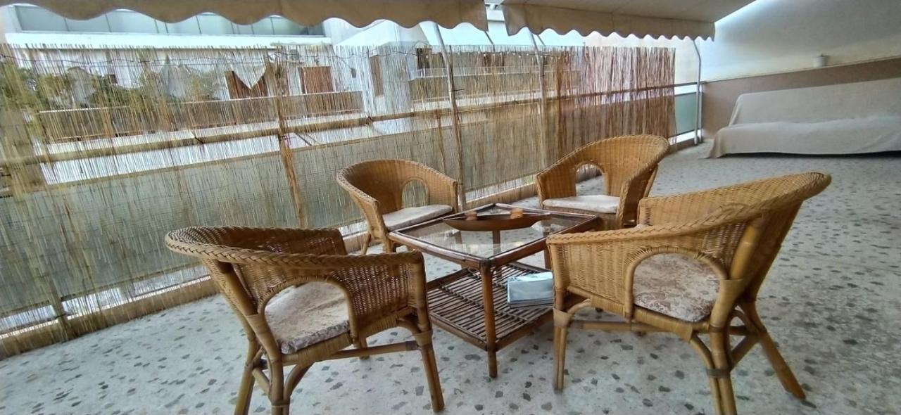 פיראוס Experience The Sweetest Nest At Marina Zea מראה חיצוני תמונה